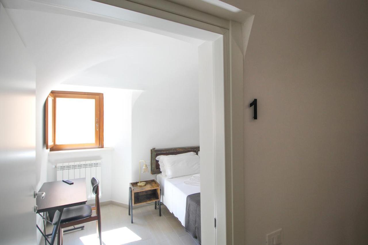 Casa Alta Hotel L'Aquila Bagian luar foto
